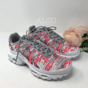 NWT Nike Air Max Plus C White Gunsmoke W AUTHENTIC